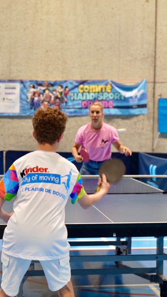 🏓 Des échanges, de la vitesse… et surtout beaucoup de plaisir sur les tables de Valence !

Petit aperçu du tennis de table aux Jeux Nationaux de l’Avenir Handisport ! Bravo à tous les jeunes sportifs pour leur énergie et leur détermination 💪