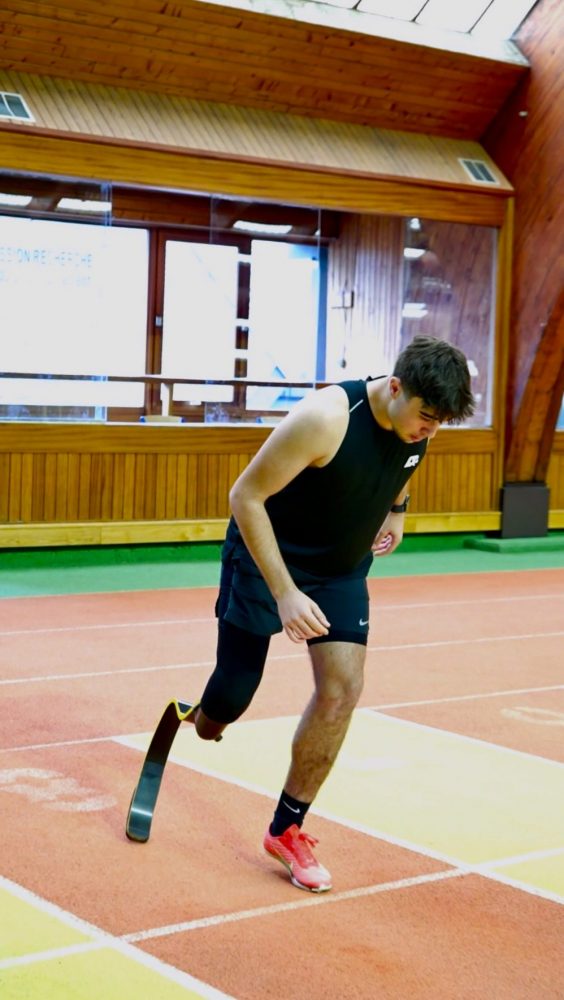 L’énergie de la performance, signée Isostar ⚡️
 
Toute l’année, Isostar accompagne nos athlètes dans leur préparation : rien n’est laissé au hasard pour performer au plus haut niveau. Pour Milo Bernard, jeune athlète prometteur, la nutrition et l’hydratation jouent un rôle clé sur sa route vers les grands rendez-vous de 2026.
 
A retrouvez en magasin ou sur le site internet www.isostar.fr