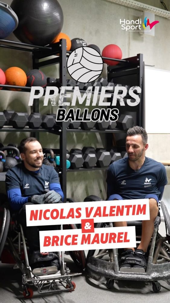 Comment tout a commencé ? 🏐
 
Brice Maurel et Nicolas Valentim nous ramènent quelques années en arrière, à l’époque de leurs premiers pas dans le rugby fauteuil.
 
La découverte de la discipline, les premières sensations, les premiers souvenirs… avant que le rugby fauteuil ne prenne une place bien plus importante dans leur quotidien.
 
Retour aux débuts de deux joueurs des Bleus🇫🇷