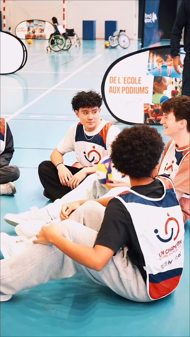 Nouvelle étape pour le programme Un Champion Dans Mon École by @edfsport 🔥

Aujourd’hui détour en Bretagne pour rencontrer les élèves du lycée de @cessonsevigne ! Ils ont eu la chance de rencontrer et échanger avec nos champions @antoinepraud, @hugo_.n et @heidigaugain. 

Un grand merci au comité @handisportbretagne @handisport_illeetvilaine et @edfsport  pour l’organisation de cette journée 🌞